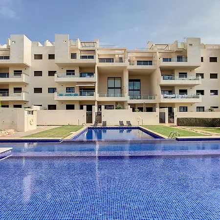Апартаменты Jardines De Montesolana